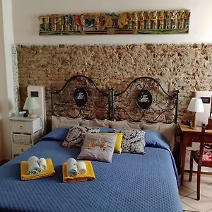 Il Piccolo Eden - Private Garden Appartement